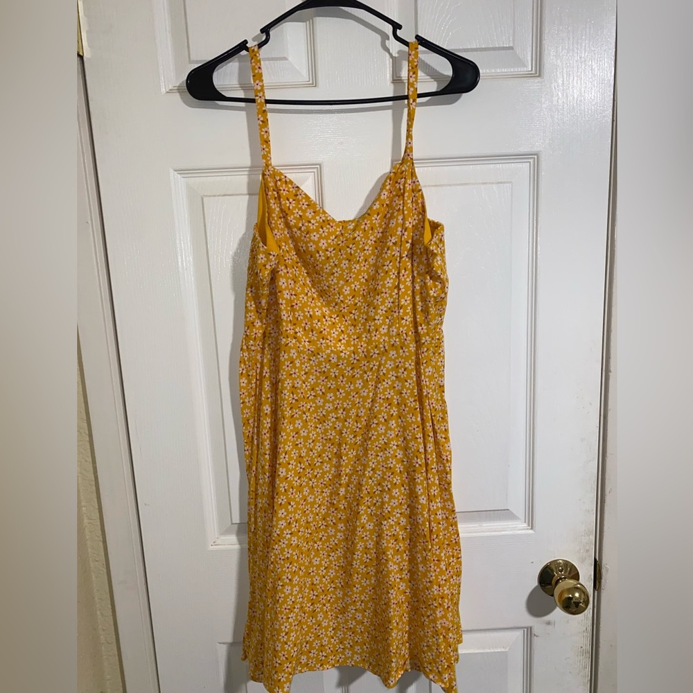 NEW WITH TAGS womens floral print dress flowy, summer dress old navy cami style!